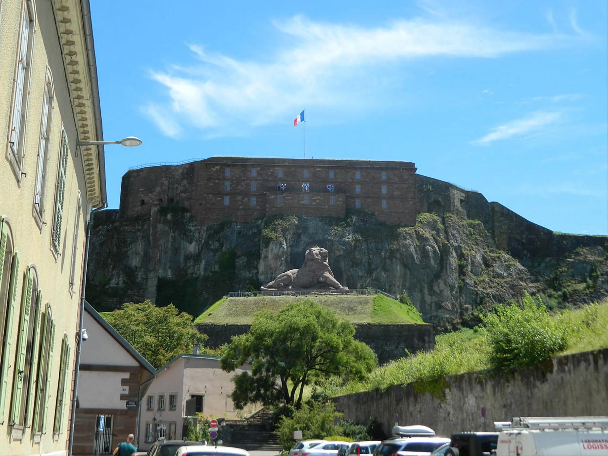 Apartment Le Denfert - Wifi Netflix - Quais De Savoureuse *