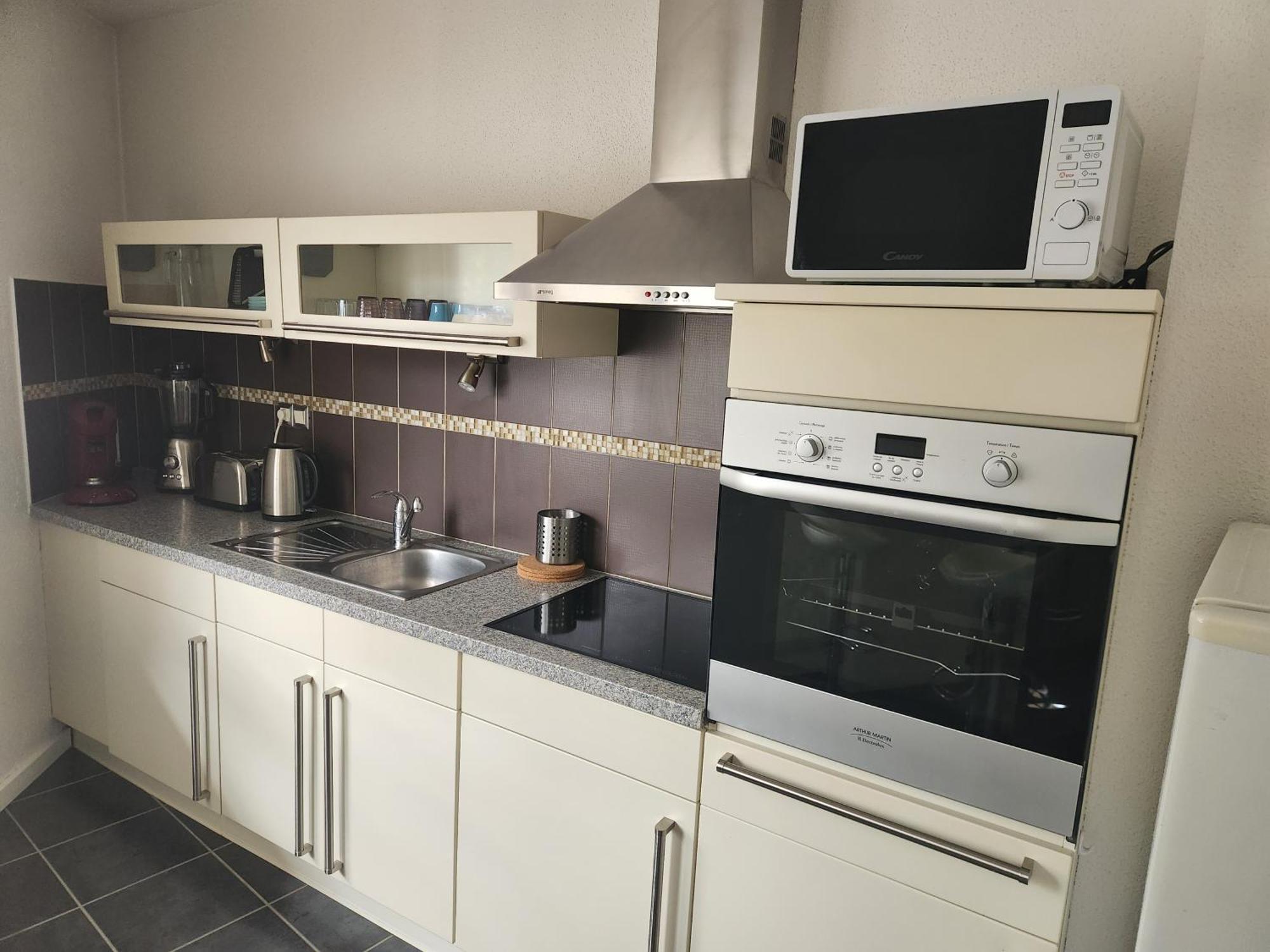 Apartment Le Denfert - Wifi Netflix - Quais De Savoureuse *