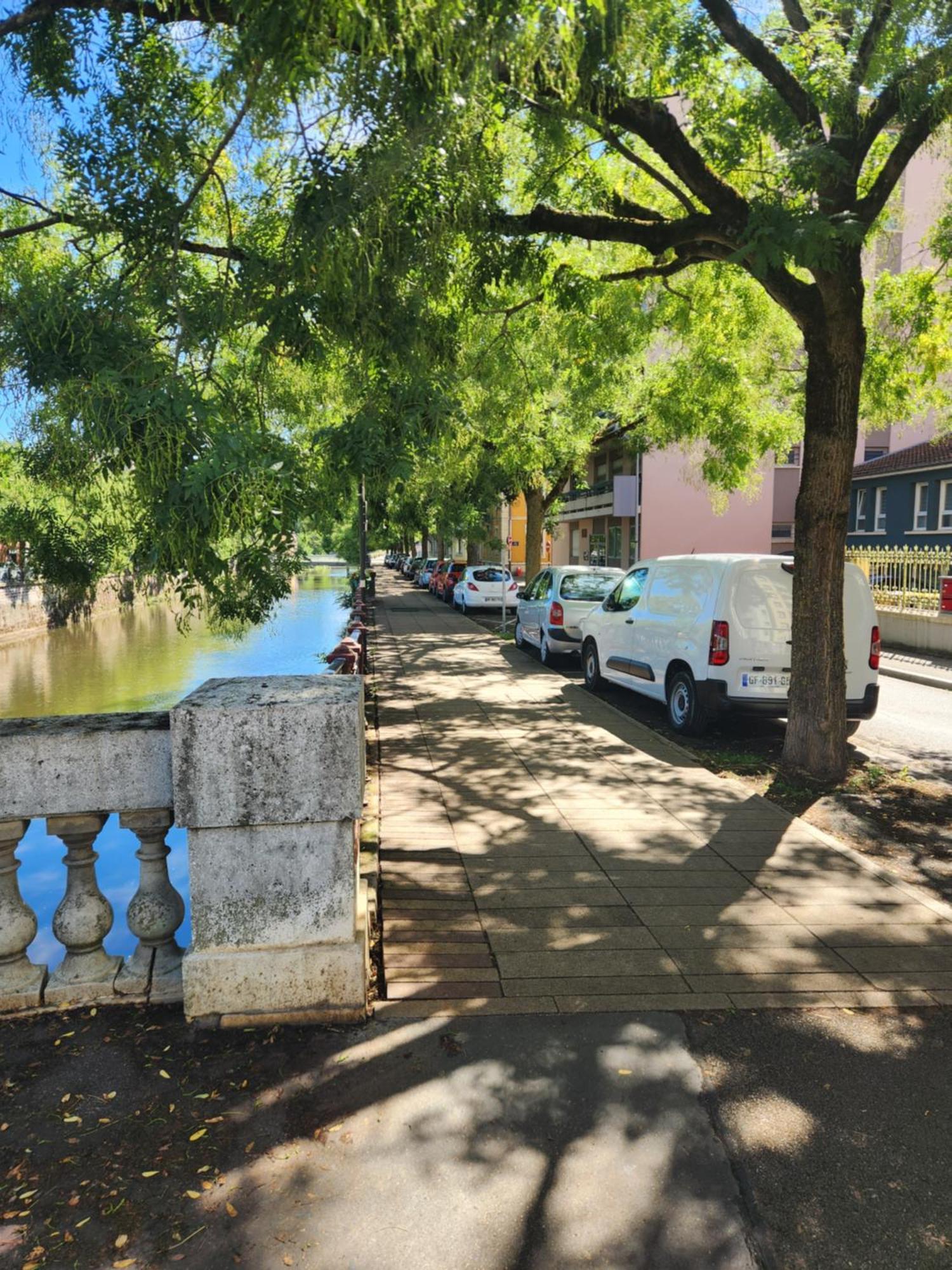 Le Denfert - Wifi Netflix - Quais De Savoureuse *