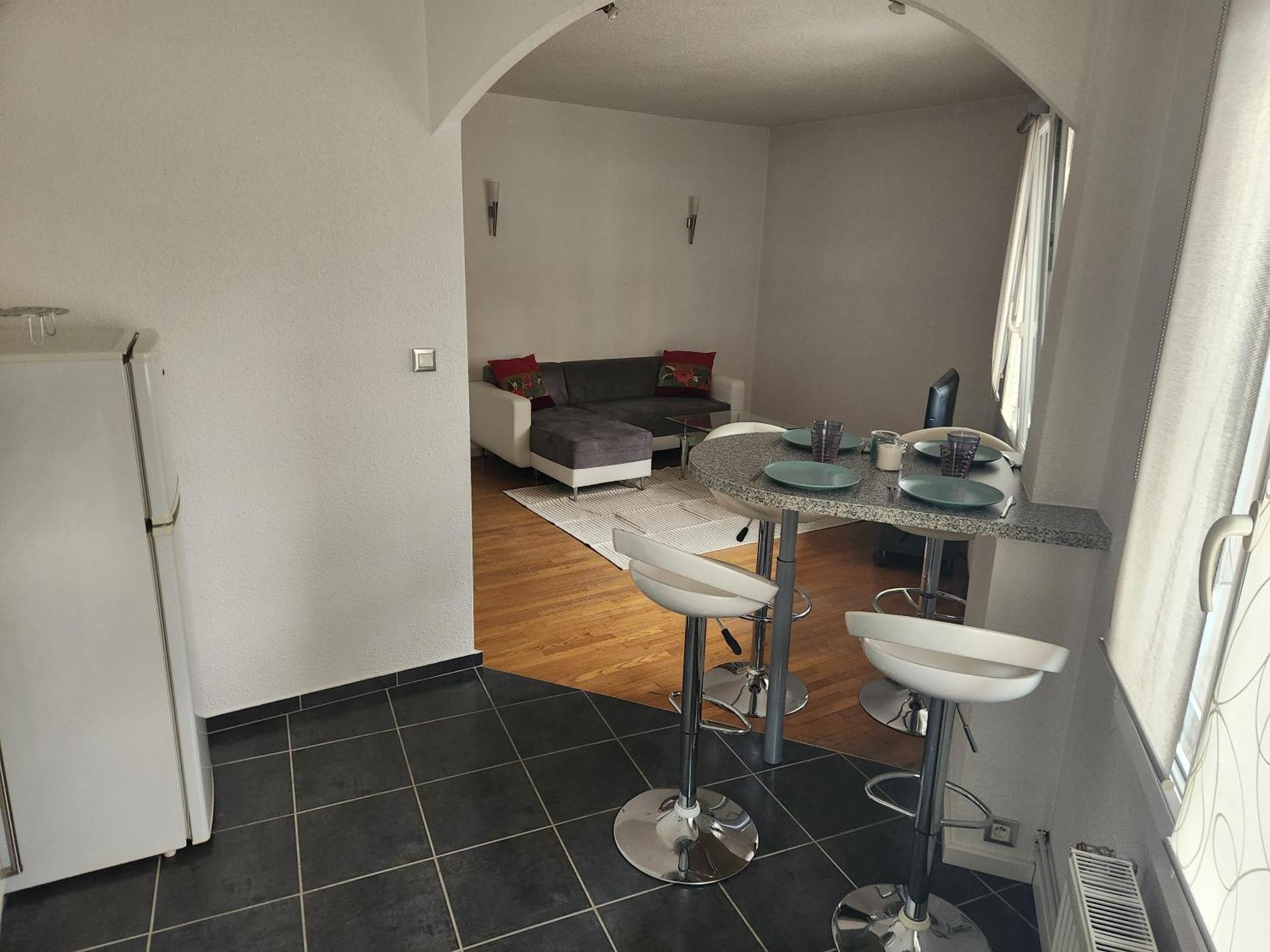 Apartment Le Denfert - Wifi Netflix - Quais De Savoureuse *